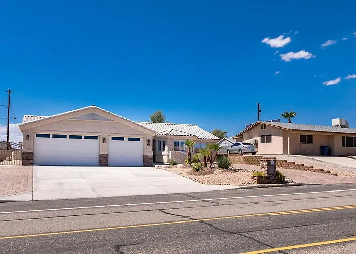 Havasu Tropics - Pool, Spa, Game Room, Sleeps 14 Villa