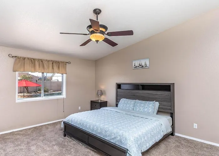 Havasu Tropics - Pool, Spa, Game Room, Sleeps 14 * Lake Havasu City