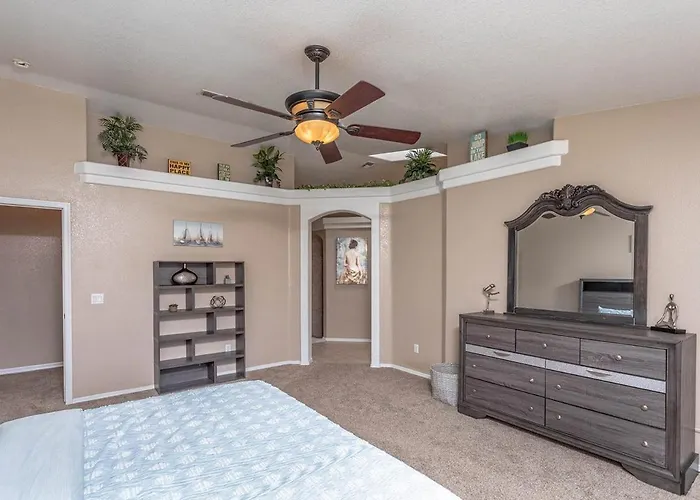 Havasu Tropics - Pool, Spa, Game Room, Sleeps 14 *